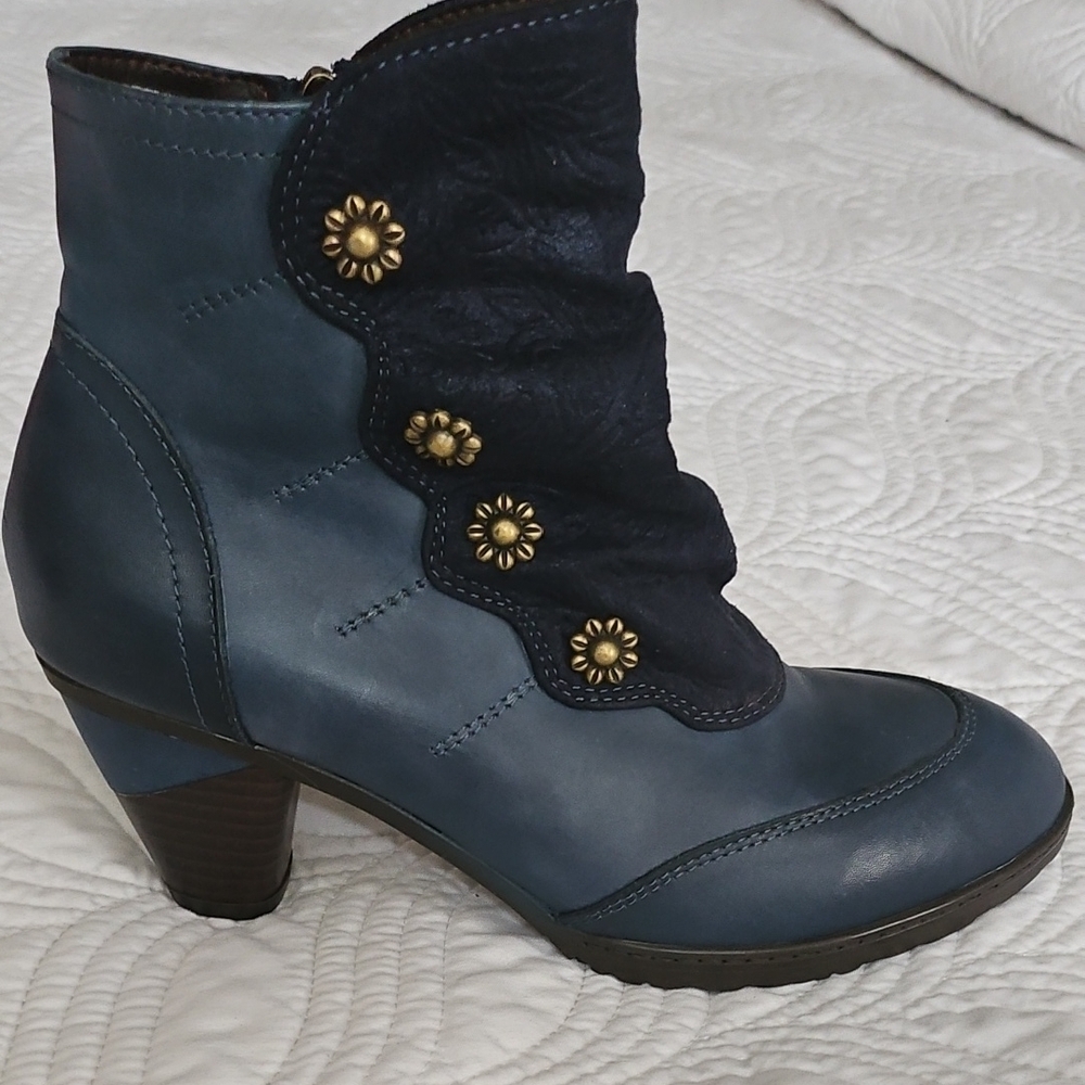 L'Artiste Belgrade Navy Ankle Boots with Gold Accents Sz 38 - Picture 4 of 4